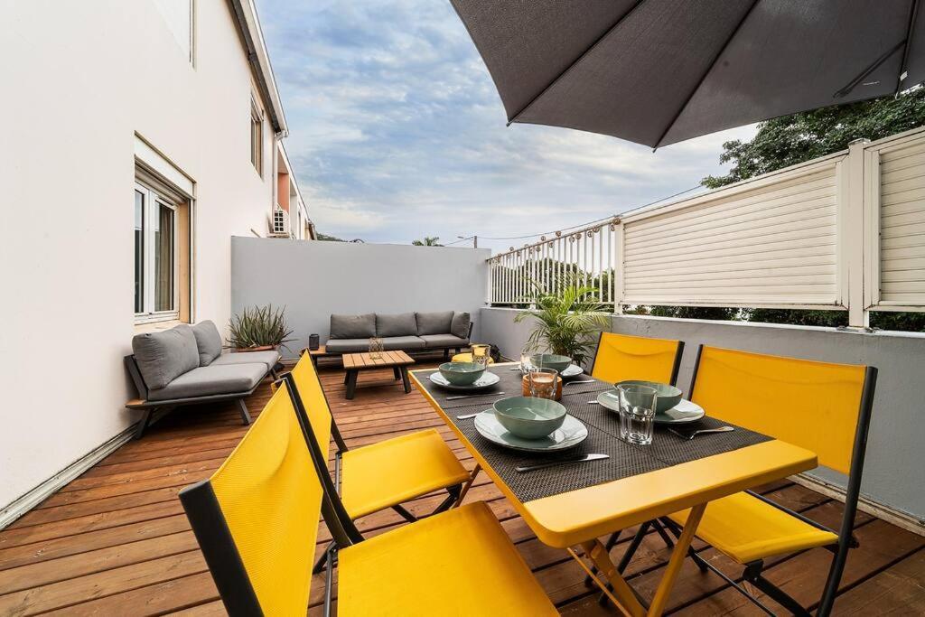 Ferienwohnung Le Cocon Retro-Chic A La Capitale Saint-Denis Exterior foto
