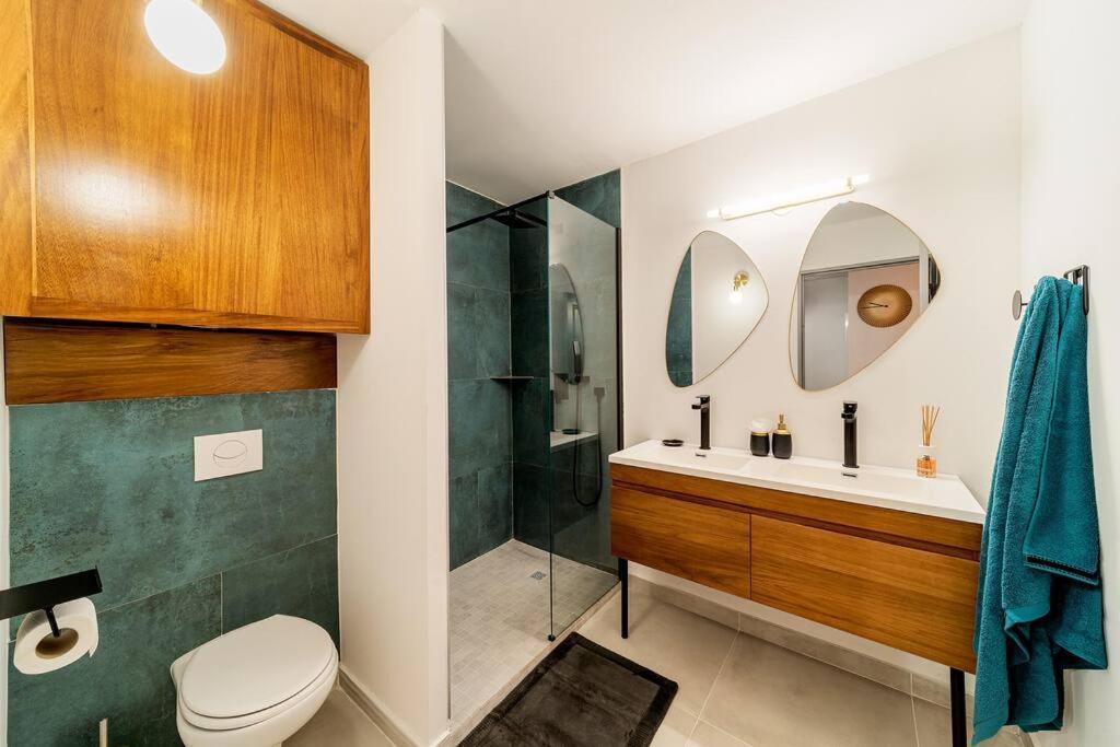 Ferienwohnung Le Cocon Retro-Chic A La Capitale Saint-Denis Exterior foto